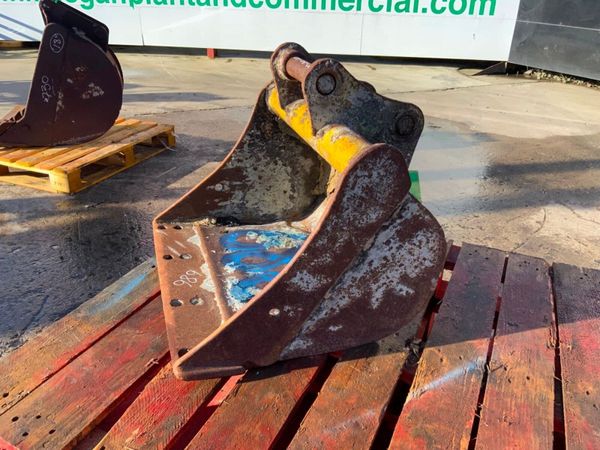 24" MINI DIGGER BUCKET......40mm PINS........686. 381735584