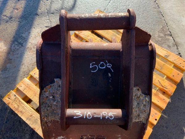 18" DIGGING BUCKET......50mm PINS.......730. 381735609