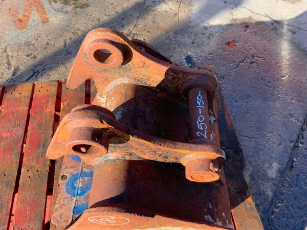 18" DIGGING BUCKET............45mm.........18p. 381735617