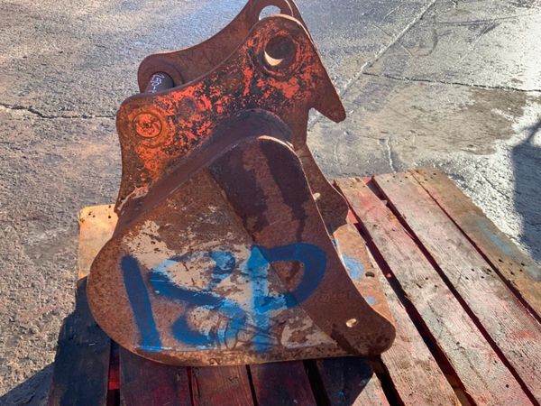 18" DIGGING BUCKET............45mm.........18p. 381735621