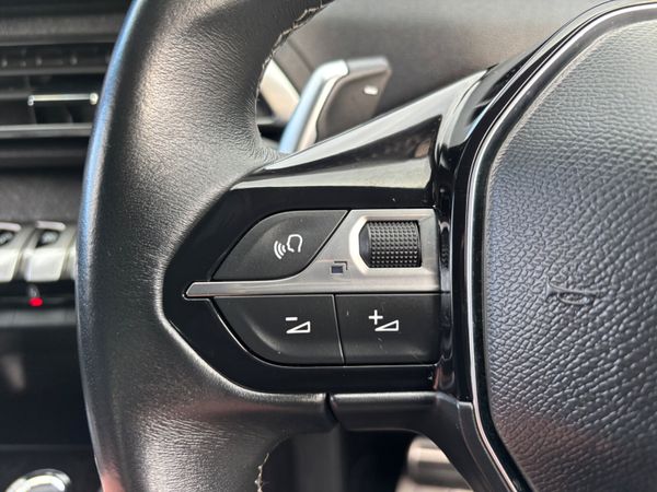 Peugeot 3008 Automatic 130BHP Allure only 64000km 381739578