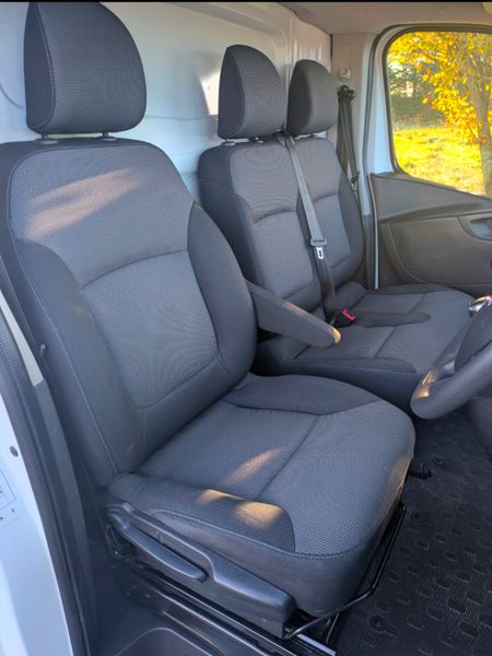 Renault Trafic 2021 DOE 381851958