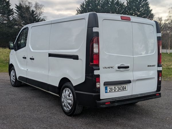 Renault Trafic 2021 DOE 381851992