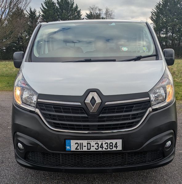 Renault Trafic 2021 DOE 381851997