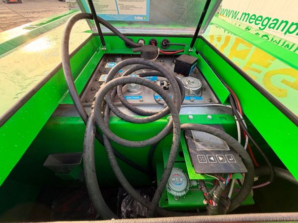 new 2023 DYMAC 2650 litres fuel bowser adblue...18 381833219