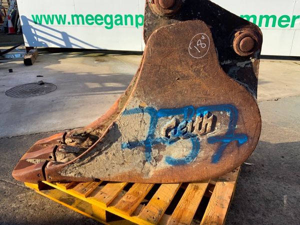 18" GEITH DIGGING BUCKET.....65mm PINS.....737p. 381942390