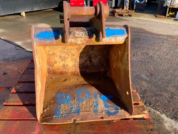 24" RHINOX DIGGING BUCKET.....45mm PINS......BP15. 381942451