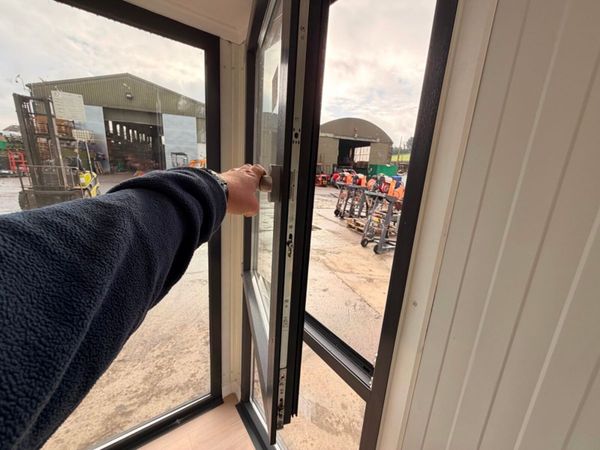 13ft site home office  garden room  beauty , studi 381954202