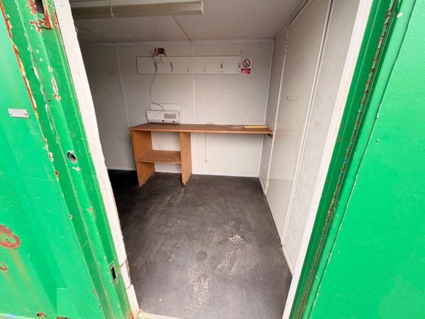 20 x 8 SITE OFFICE CABIN CONTAINER.....4514 381961055