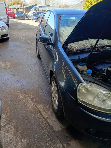 VW golf 2.0 tdi 381963919