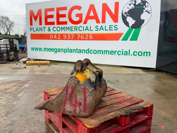 24" MINI DIGGER BUCKET......40mm PINS.......141. 381998568