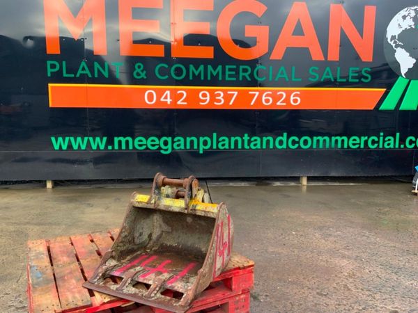 24" MINI DIGGER BUCKET......40mm PINS.......141. 381998599