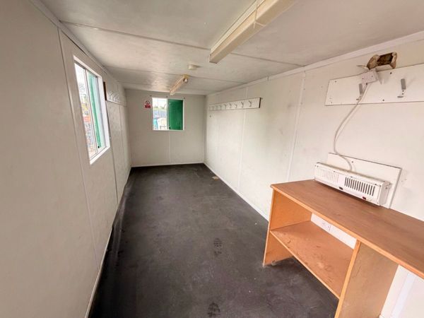 20 x 8 SITE OFFICE CABIN CONTAINER.....4514 381998794