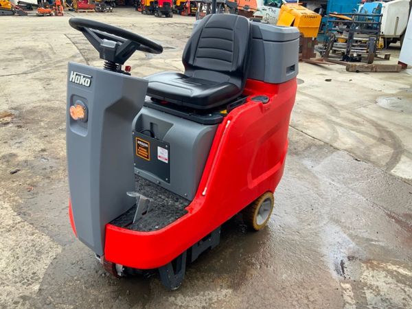 2024 HAKO B75r RIDE ON FLOOR POLISHER.....1146. 381998713