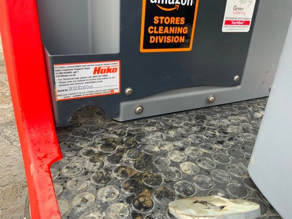2024 HAKO B75r RIDE ON FLOOR POLISHER.....1146. 381998717