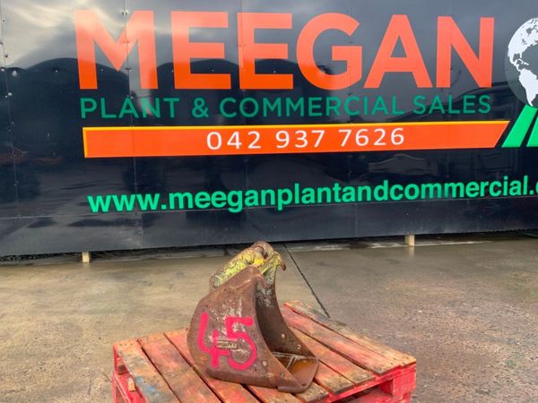 12" DIGGING BUCKET.......40mm PINS........45. 382043962