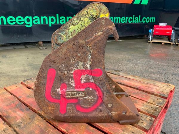 12" DIGGING BUCKET.......40mm PINS........45. 382043973