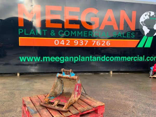 18" MINI DIGGER BUCKET........35mm PINS....190. 382043987