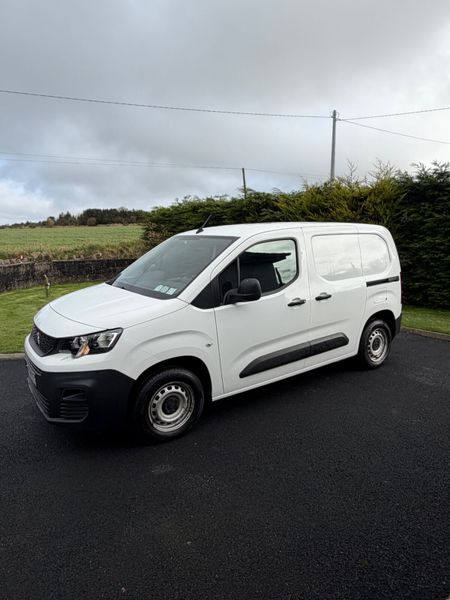 211 Peugoet Partner 1.5 Diesel - Spotless 382053113