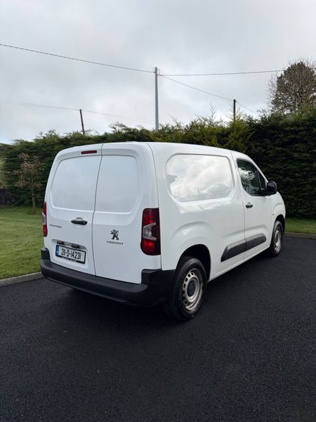 211 Peugoet Partner 1.5 Diesel - Spotless 382053119