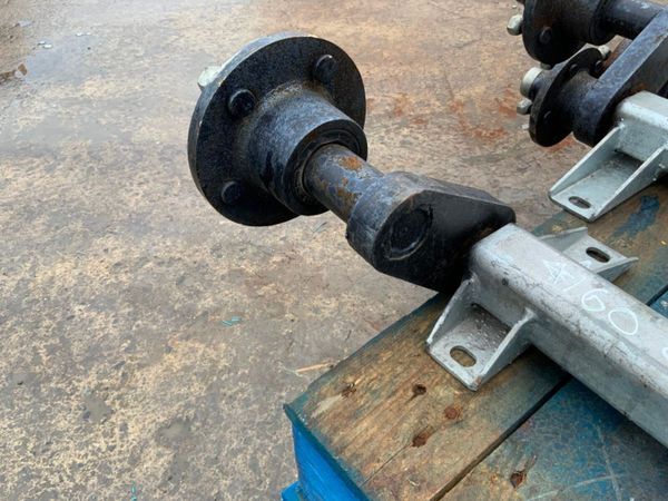 UNUSED INDESPENSION TYPE TRAILER AXLES...1548 382063172