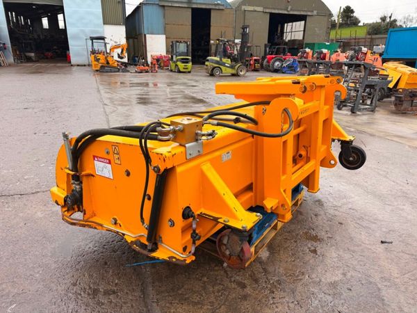 2020 JCB SWEEPER BRUSH collectors box ....2097T 382063186