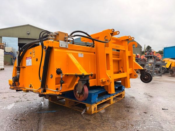 2020 JCB SWEEPER BRUSH collectors box ....2097T 382063187