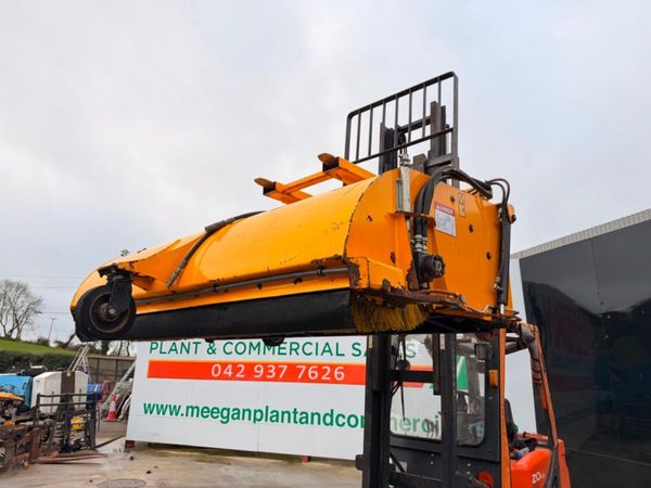 2020 JCB SWEEPER BRUSH collectors box ....2097T 382063193