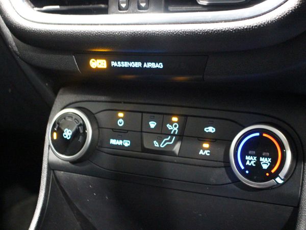 FORD FIESTA 1.5 TDCI 85 Van 7250 plus VAT 382070231