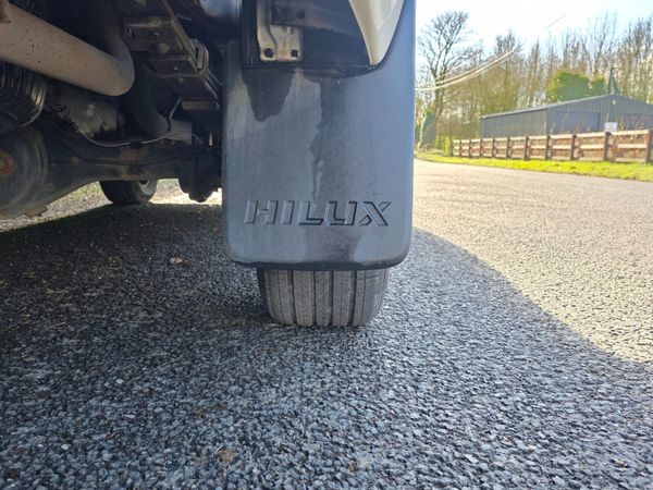 2022 Toyota Hilux Invincible X 2.8 D-4D Auto 382021176