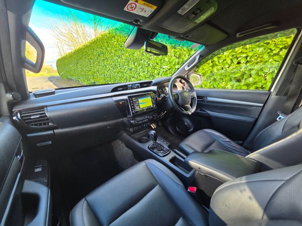 2022 Toyota Hilux Invincible X 2.8 D-4D Auto 382021193