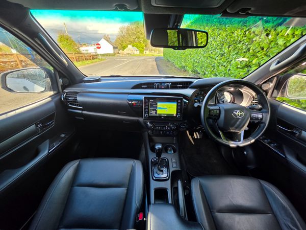 2022 Toyota Hilux Invincible X 2.8 D-4D Auto 382021196