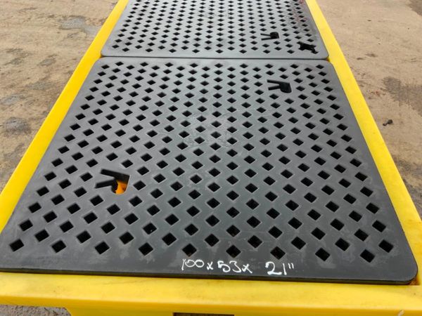 SPILL CONTAINMENT BUND....IBC STAND.......1654t. 382148384