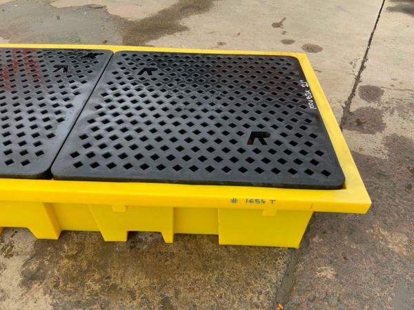 SPILL CONTAINMENT BUND....IBC STAND.......1654t. 382148386