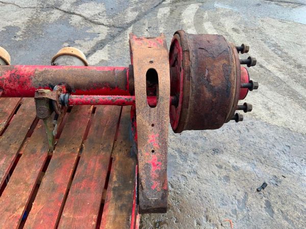 SAF S9-4218  AXLE ASSEMBLY.....DRUM BRAKES. 382148320