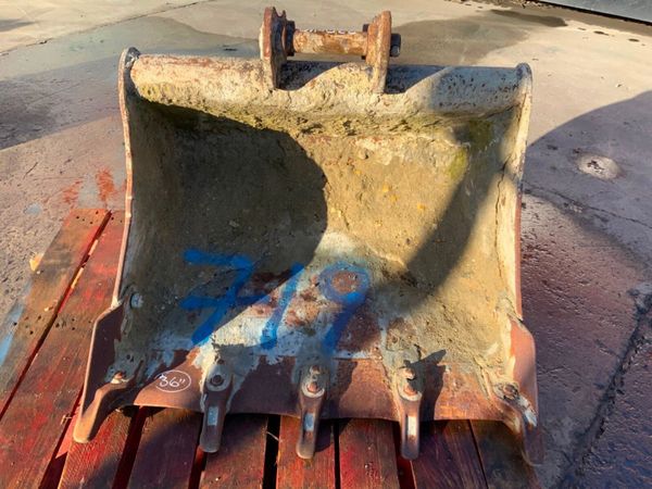 36" DIGGING BUCKET......45mm PINS........719. 382148411