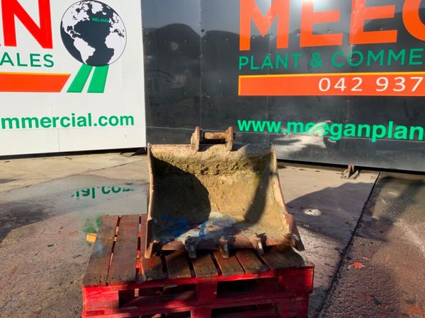 36" DIGGING BUCKET......45mm PINS........719. 382148412