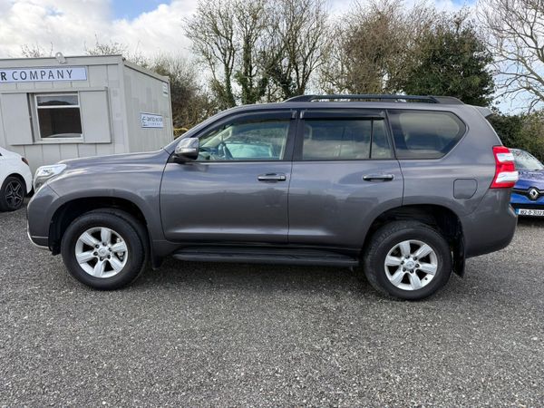 Toyota Land Cruiser 2015 382152941