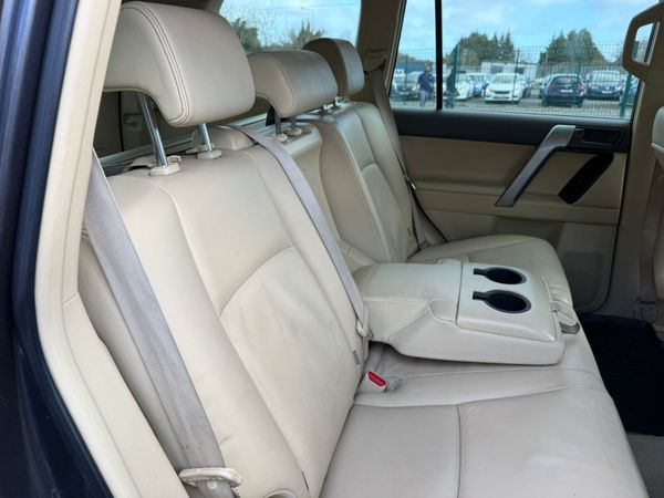 Toyota Land Cruiser 2015 382152947