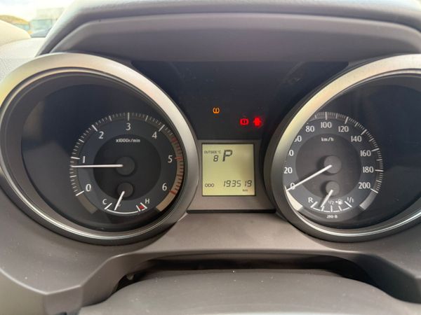 Toyota Land Cruiser 2015 382152954