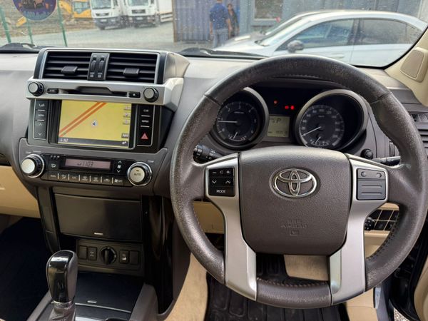 Toyota Land Cruiser 2015 382152958