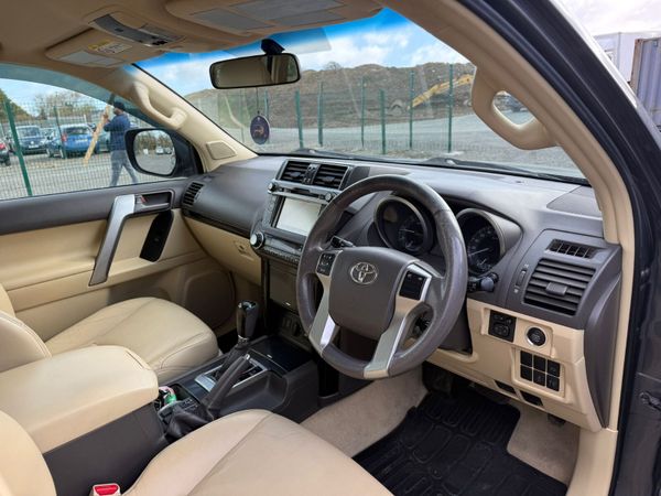 Toyota Land Cruiser 2015 382152938