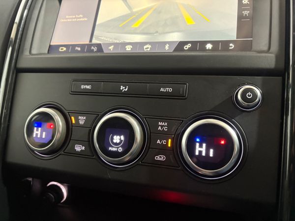 2019 Landrover Discovery 3.0 V6 304 Bhp 382168069