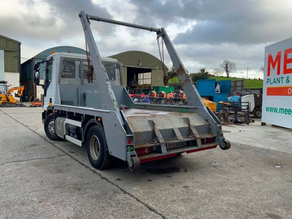 Iveco Eurocargo EURO CARGO 75E160 CHAIN LIFT SKIP 382199062