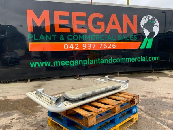 LED LIGHT BAR FRAME  ASSEMBLY  HADLEY HORN 382107841