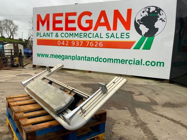 LED LIGHT BAR FRAME  ASSEMBLY  HADLEY HORN 382107848