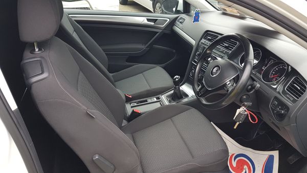 Volkswagen Golf  TRENDLINE HI SPECK VAT INVOICE 382115998