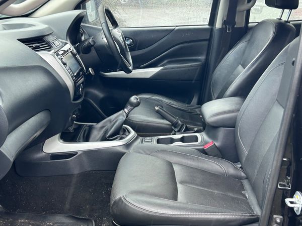 2017 Nissan Navara Tekna 2.3 DCi Twin Turbo 382117829