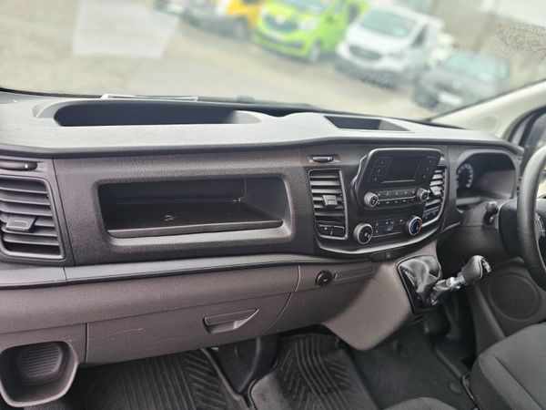 FORD TRANSIT CUSTOM // 2027 CVRT // LOW MILEAGE 382139369