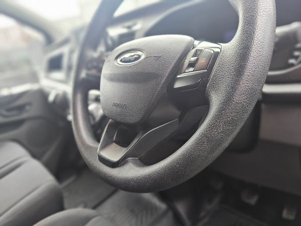 FORD TRANSIT CUSTOM // 2027 CVRT // LOW MILEAGE 382139386